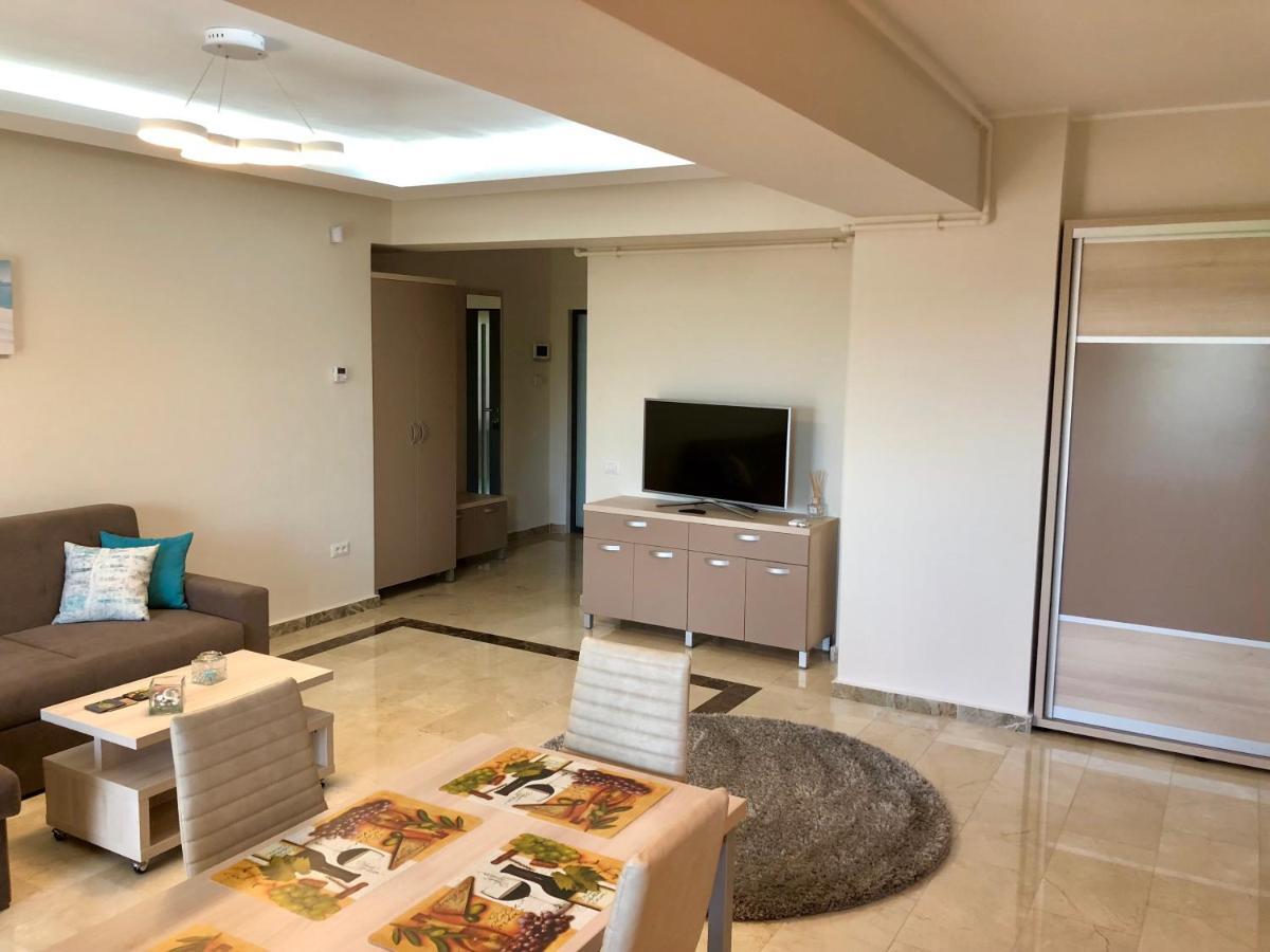 Sophia 3 Luxury Apartments Mamaia Esterno foto